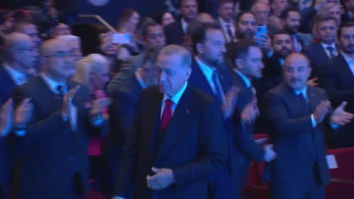 Cumhurbaşkanı Erdoğan: “Milletimiz güvenini teyit etmiştir. Muhalefete ve tüm dünyaya da çok net mesaj göndermiştir”
