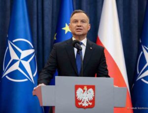Duda, “Rus etkisiyle Polonya çıkarlarına zarar verenleri araştıracak komisyon” yasasını onayladı