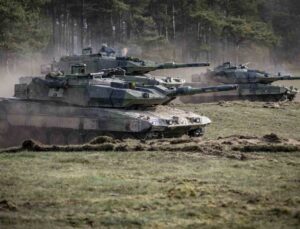 Estonya Savunma Bakanlığı: “B sınıfı ehliyeti olanların tank kullanmalarına izin verilsin”