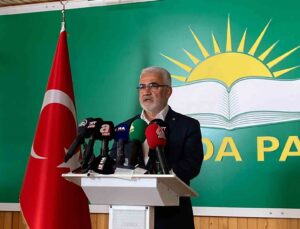 HÜDA PAR Genel Başkanı Yapıcıoğlu: “AK Parti listelerinden 4 aday gösterdik ve hepsi seçildiler”