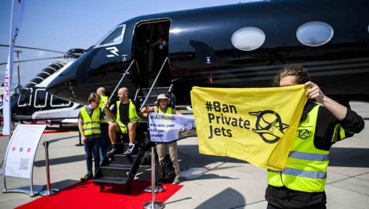 İklim aktivistleri nedeniyle Cenevre Havalimanı’nda uçuşlar askıya alındı