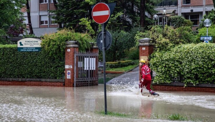 İtalya’daki sel felaketinde 13 bin kişi tahliye edildi