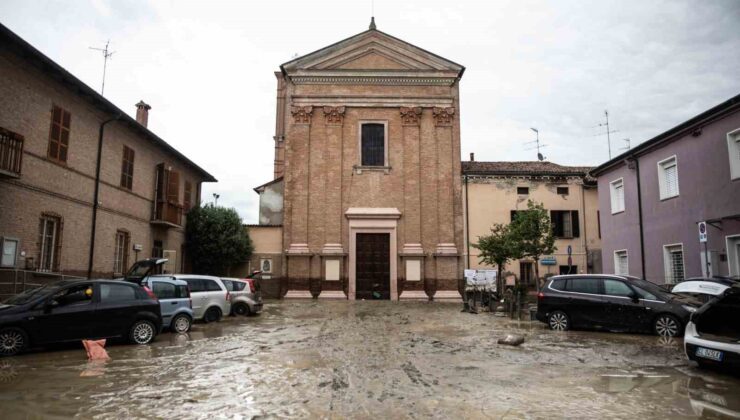 İtalya’daki sel felaketinde can kaybı 11’e yükseldi