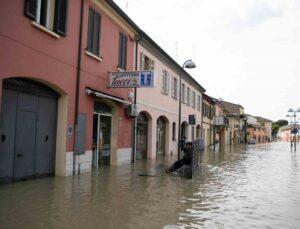 İtalya’daki sel felaketinde can kaybı 13’e yükseldi