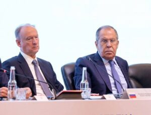Lavrov: “NATO’nun genişleme politikası Hitler’in Drang Nach Osten politikasına benziyor”
