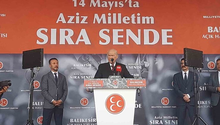 MHP lideri Bahçeli, Balıkesir’de vatandaşlara hitap etti