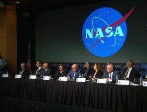 NASA tarihinde ilk kez halka açık UFO toplantısı