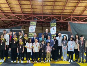 Okul Sporları okçuluk il şampiyonası Erzurum’da yapılıyor