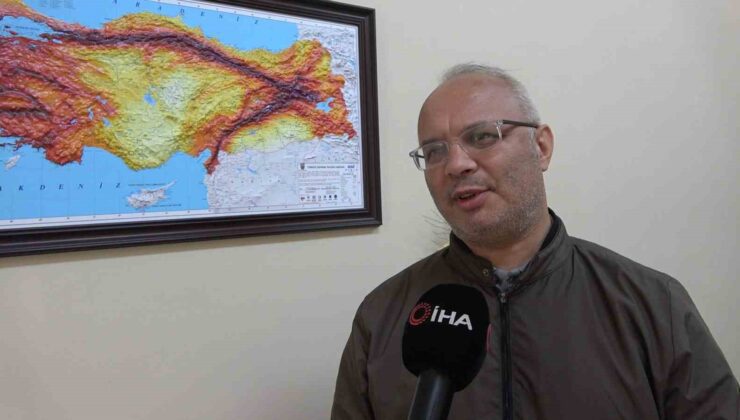Prof. Dr. Nafiz Maden: “Karadeniz’deki petrol sızıntıları Sinop, Ünye ve Rize açıklarında”