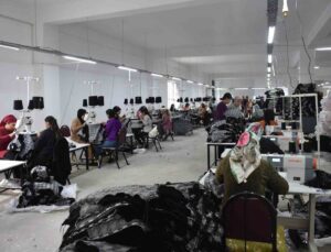 Siirt Belediyesi tekstil projeleri ile ilk etapta 240 kişi istihdam edildi