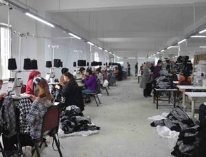 Siirt Belediyesi tekstil projesiyle bölgede istihdama öncülük ediyor