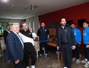 TFF Başkanı Mehmet Büyükekşi, Kasımpaşa Kulübü’nü ziyaret etti
