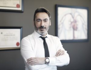 Tıp literatürüne giren Prof. Dr. Murat Biçer’den silahla darp edilmesine ilişkin açıklama