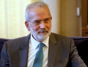 Yunanistan’da Sayıştay Başkanı Sarmas, geçici hükümetin başbakanı oldu