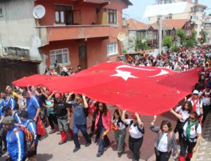 95 kilometrelik ‘Atatürk ve İstiklal Yolu Yürüyüşü’ başladı