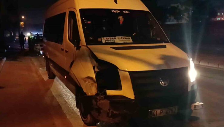 “Dur” ihtarına uymayan alkollü minibüs sürücüsü polisi peşine taktı