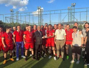 ESOGÜ Birimler Arası Personel Futbol Turnuvası’nda kupa sahibini buldu