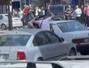 Gaziantep’te pes dedirten kavga: Sokak ortasında öldüresiye darp