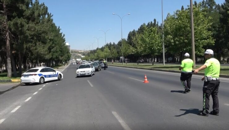 Gaziantep’te polis ve jandarma ekiplerinden bayram denetimi