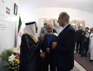 İran’ın Riyad Büyükelçiliği 7 yılın ardından yeniden açıldı