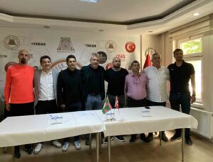 Isparta 32 Spor, Hakan Hayati  Karaca ile sözleşme imzaladı
