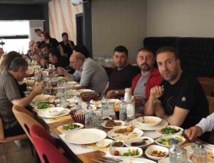 Kayserispor ile Ankaragücü yöneticileri, yemekte buluştu