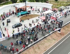 Kırıkkale’de bisikletini alan vatandaş halk turuna katıldı