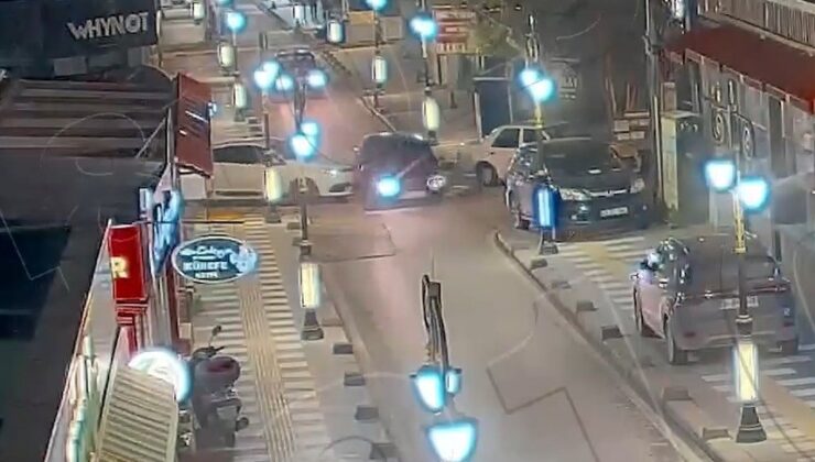 Kütahya’da meydana gelen iki ayrı trafik kazası kameraya yansıdı