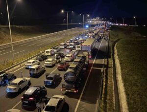 Kuzey Marmara Otoyolu’nda kaza: Bayram tatili yolunda kontak kapattılar