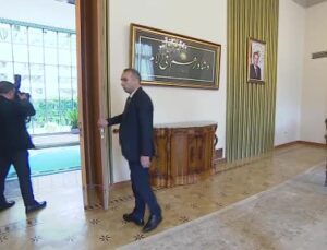 MHP Genel Başkanı Bahçeli, TBMM Başkanlığı görevini geçici olarak devraldı