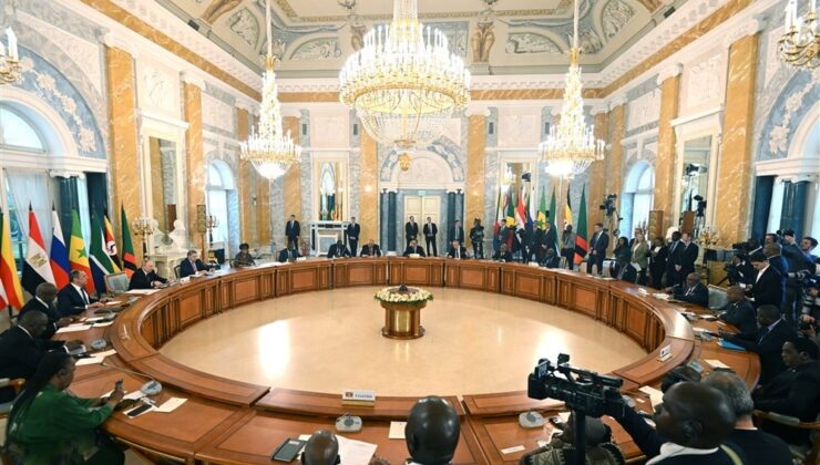 Putin: “Afrikalı dostlarımızın Ukrayna krizine yönelik dengeli yaklaşımını memnuniyetle karşılıyoruz”