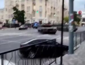 Rostov’da zırhlı araç hareketliliği sürüyor