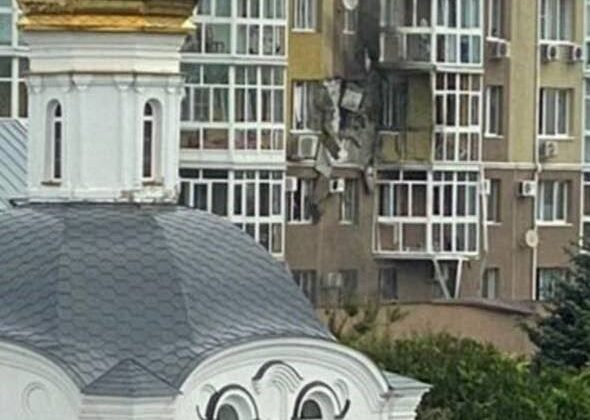 Rusya’da bir apartmana İHA düştü: 3 yaralı