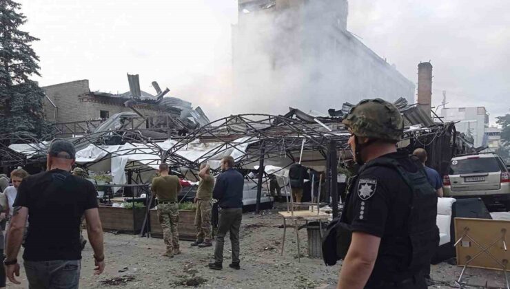 Rusya’nın Ukrayna’daki restoran saldırısında ölü sayısı 9 oldu
