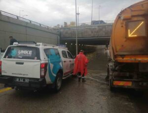 Sağlık Bakanı Koca: “Yoğun yağıştan kaynaklanan sel felaketine karşı Ankaralıların hizmetindeyiz”