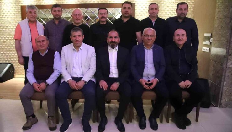 Sivasspor’da Mecnun Otyakmaz, yönetim kuruluna teşekkür etti