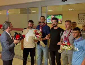 Trabzonspor’un yeni transferleri Orsic ve Fernandez’e coşkulu karşılama