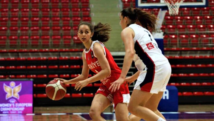 18 Yaş Altı Kız Basketbol Milli Takımı, Fransa’ya mağlup oldu