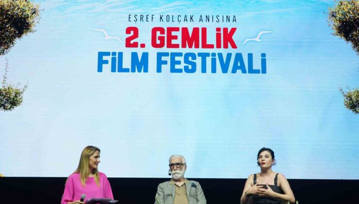 2. Gemlik Film Festivali’nin açılışını Cezmi Baskın ve Gonca Vuslateri yaptı