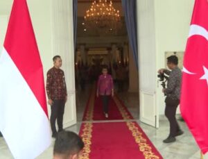 Bakan Fidan, Endonezyalı mevkidaşı Marsudi ile görüştü