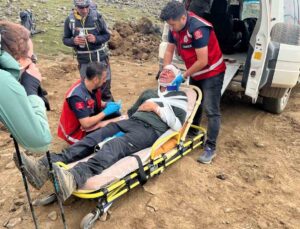 Çek dağcı Ağrı Dağı’nda yaralandı