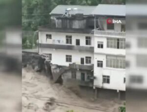 Çin’deki sel felaketinde 15 kişi öldü, 4 kişi kayboldu