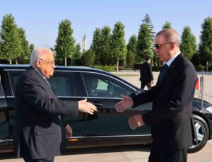 Cumhurbaşkanı Erdoğan, Filistin Devlet Başkanı Abbas ‘ı resmi törenle karşıladı