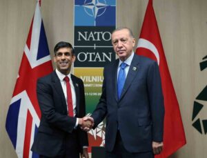 Cumhurbaşkanı Erdoğan, İngiltere Başbakanı Rishi Sunak ile görüştü