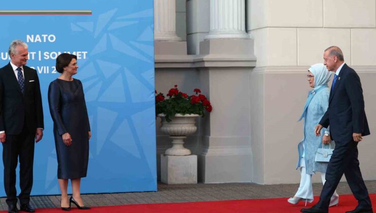 Cumhurbaşkanı Erdoğan, Litvanya’da resmi akşam yemeğine katıldı