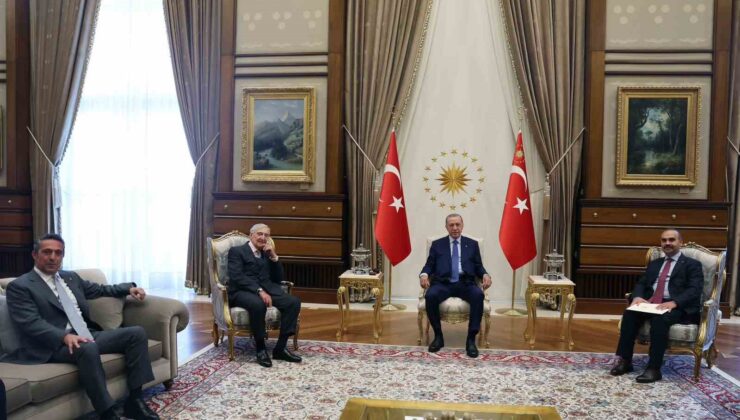 Cumhurbaşkanı Erdoğan, Sanayi ve Teknoloji Bakanı Kacır ile iş insanlarını kabul etti