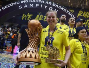 Emma Meesseman 1 yıl daha Fenerbahçe’de
