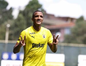 Fenerbahçe’de yeni transfer Rodrigo Becao, ilk antrenmanına çıktı