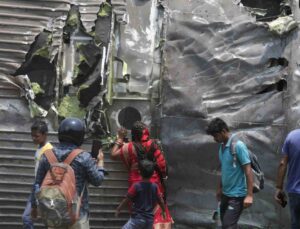 Hindistan’daki tren kazasında 3 işçi tutuklandı