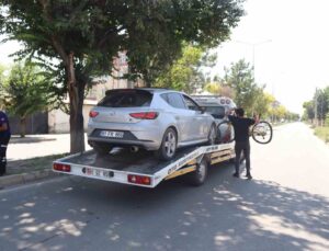 Iğdır’da korkunç kaza: Otomobilin çarptığı bisikletli genç hayatını kaybetti